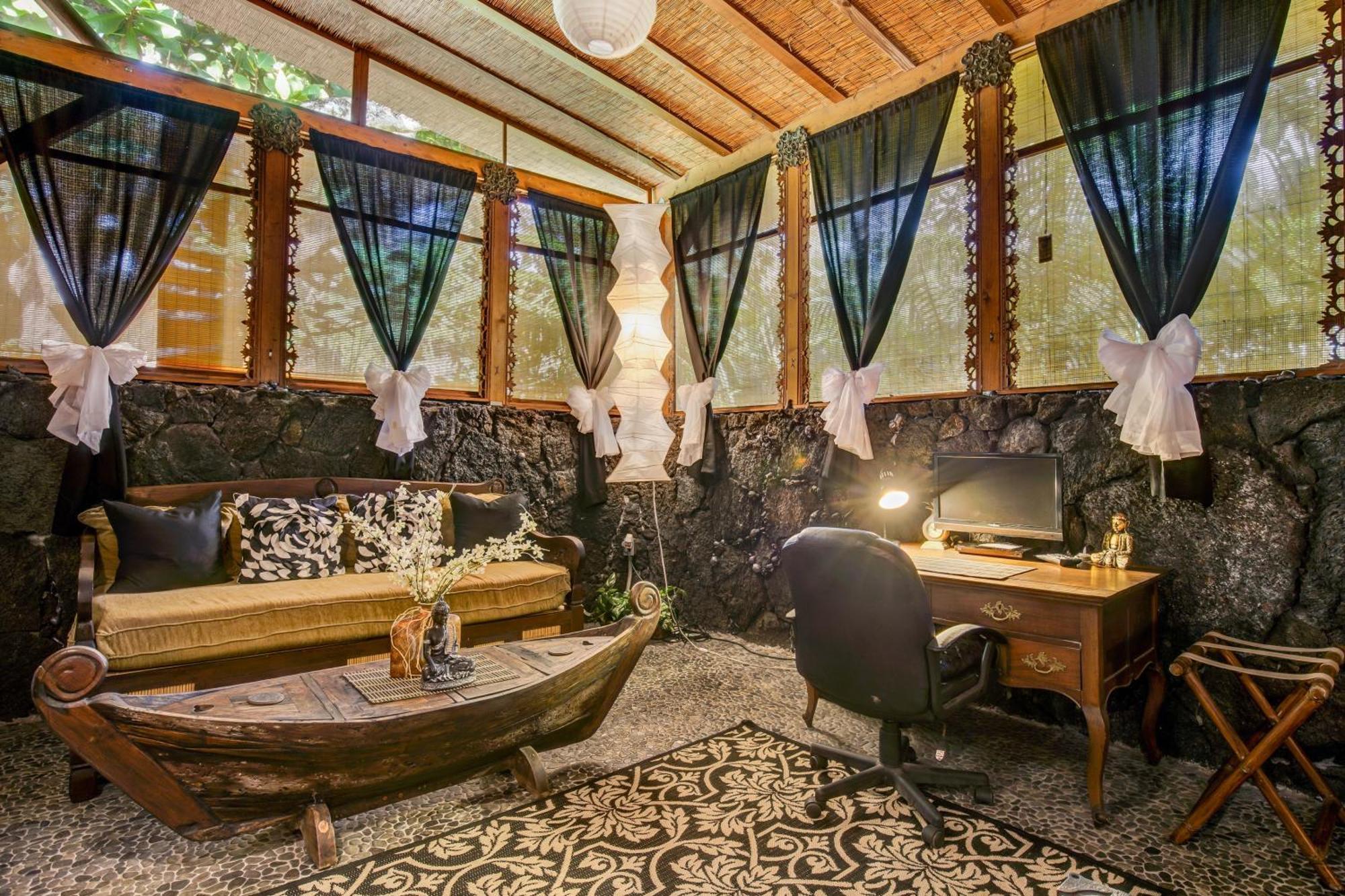 The Bali House And Cottage At Kehena Beach Hawaii Szoba fotó